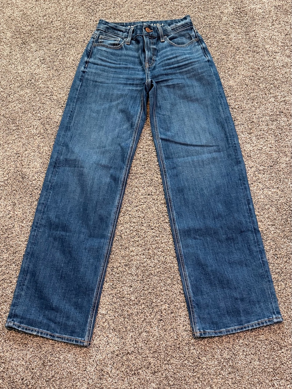 NWOT - American Eagle Outfitters Curvy Stovepipe Jeans